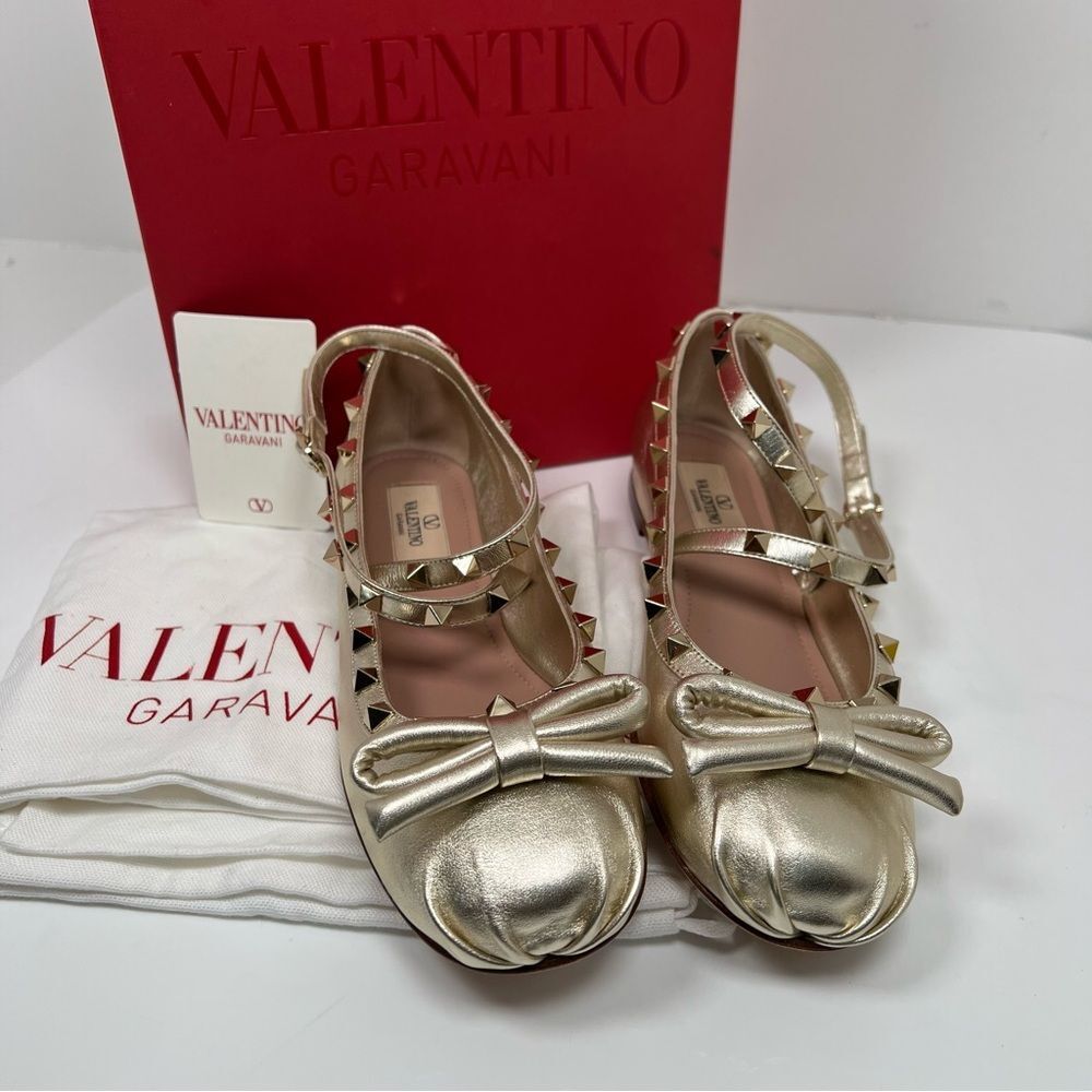 NEW! Valentino Garavani Metallic Gold Rockstud Bow Flats
